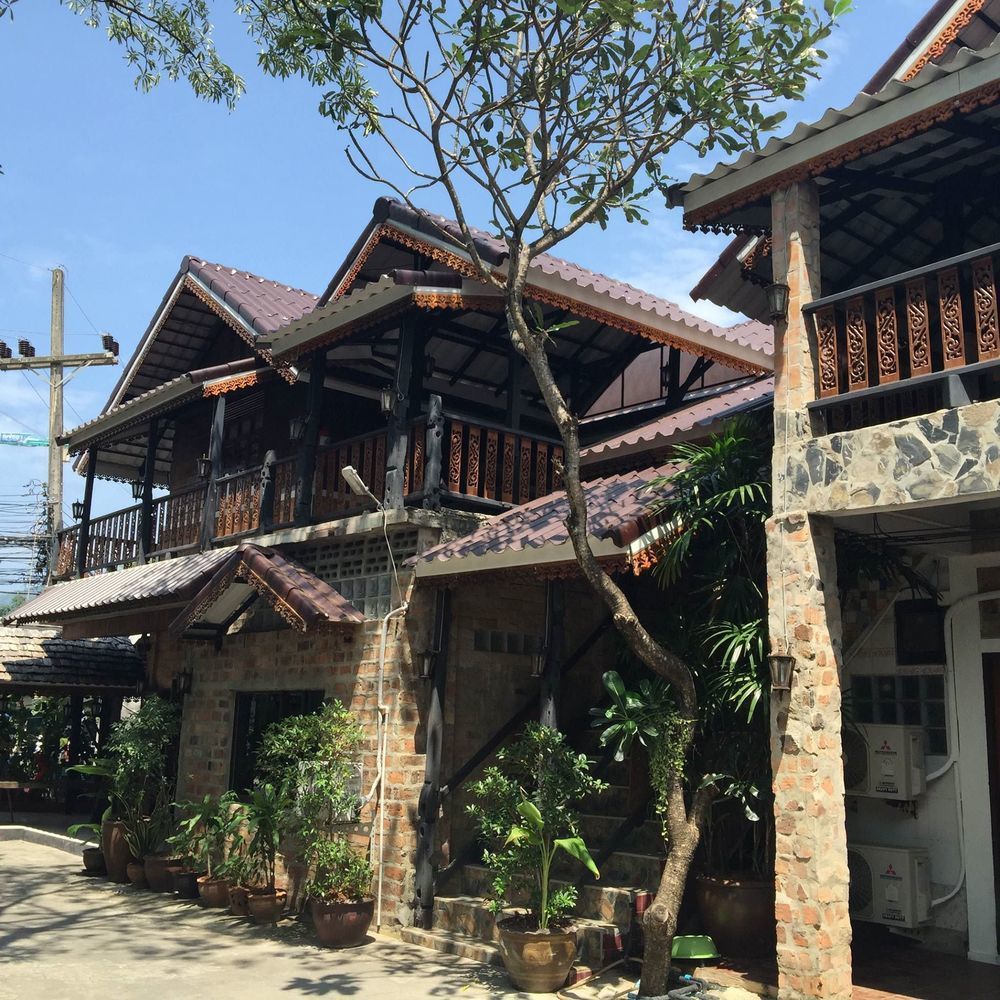 Baan Thai Homestay By Bgb Villas Ката Бийч Екстериор снимка