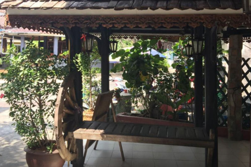 Baan Thai Homestay By Bgb Villas Ката Бийч Екстериор снимка