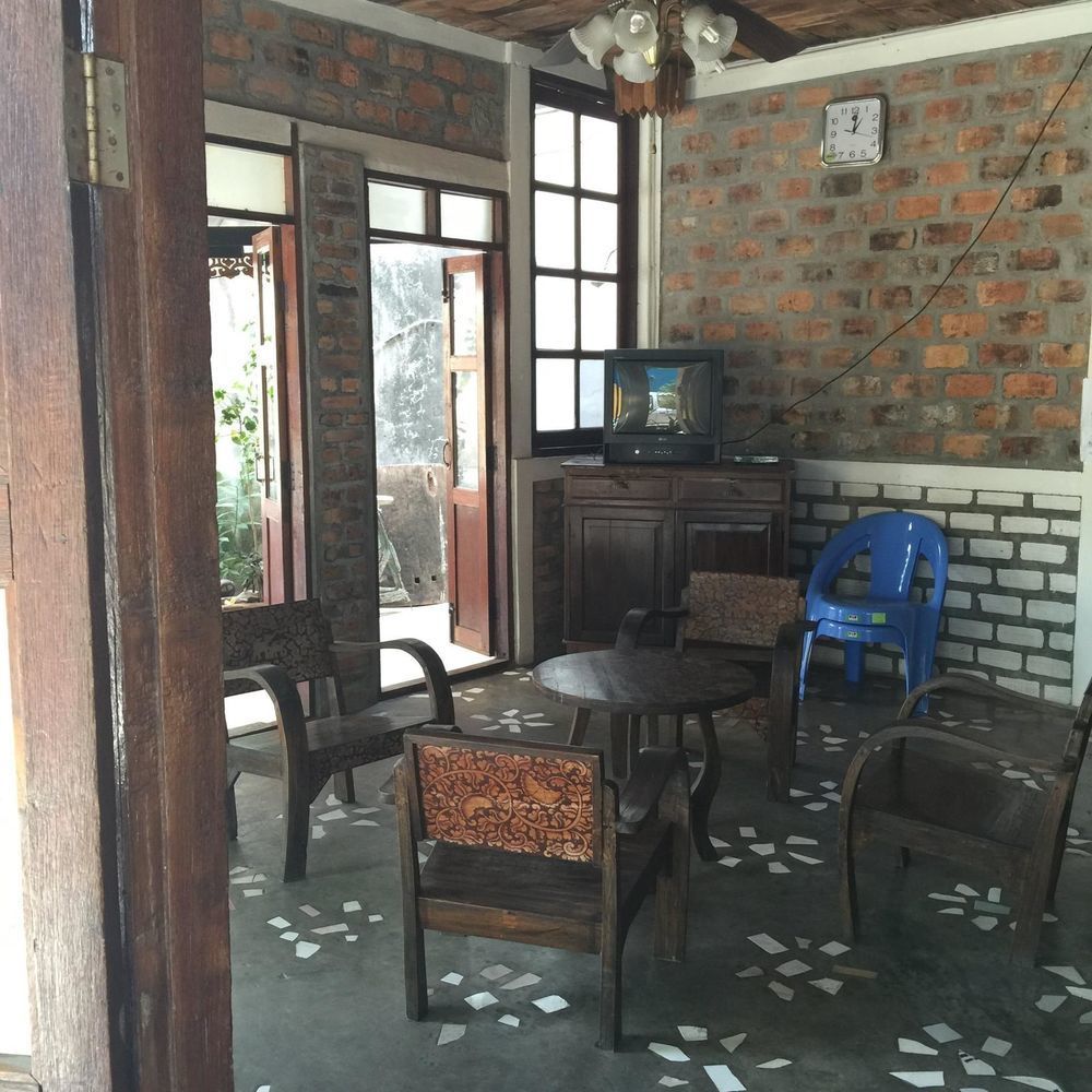 Baan Thai Homestay By Bgb Villas Ката Бийч Екстериор снимка