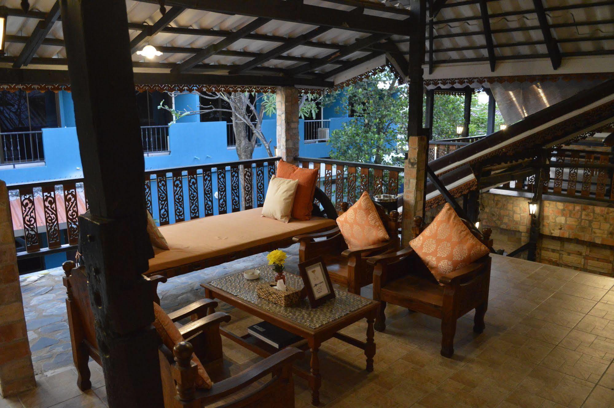 Baan Thai Homestay By Bgb Villas Ката Бийч Екстериор снимка